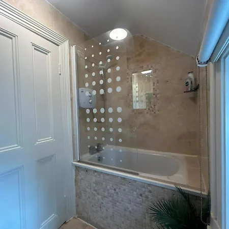 Elegant 4bdr 4ba Luxury Heart Of Rathmines *