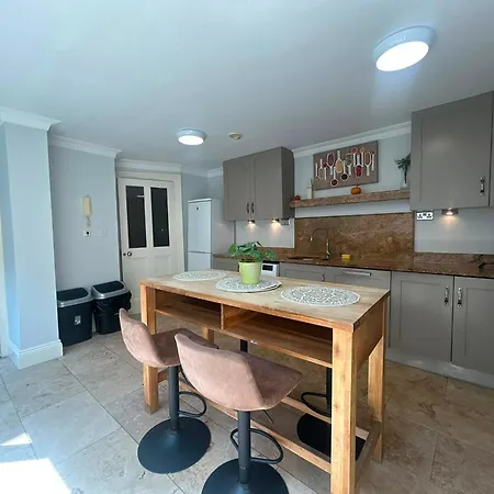 Elegant 4bdr 4ba Luxury Heart Of Rathmines